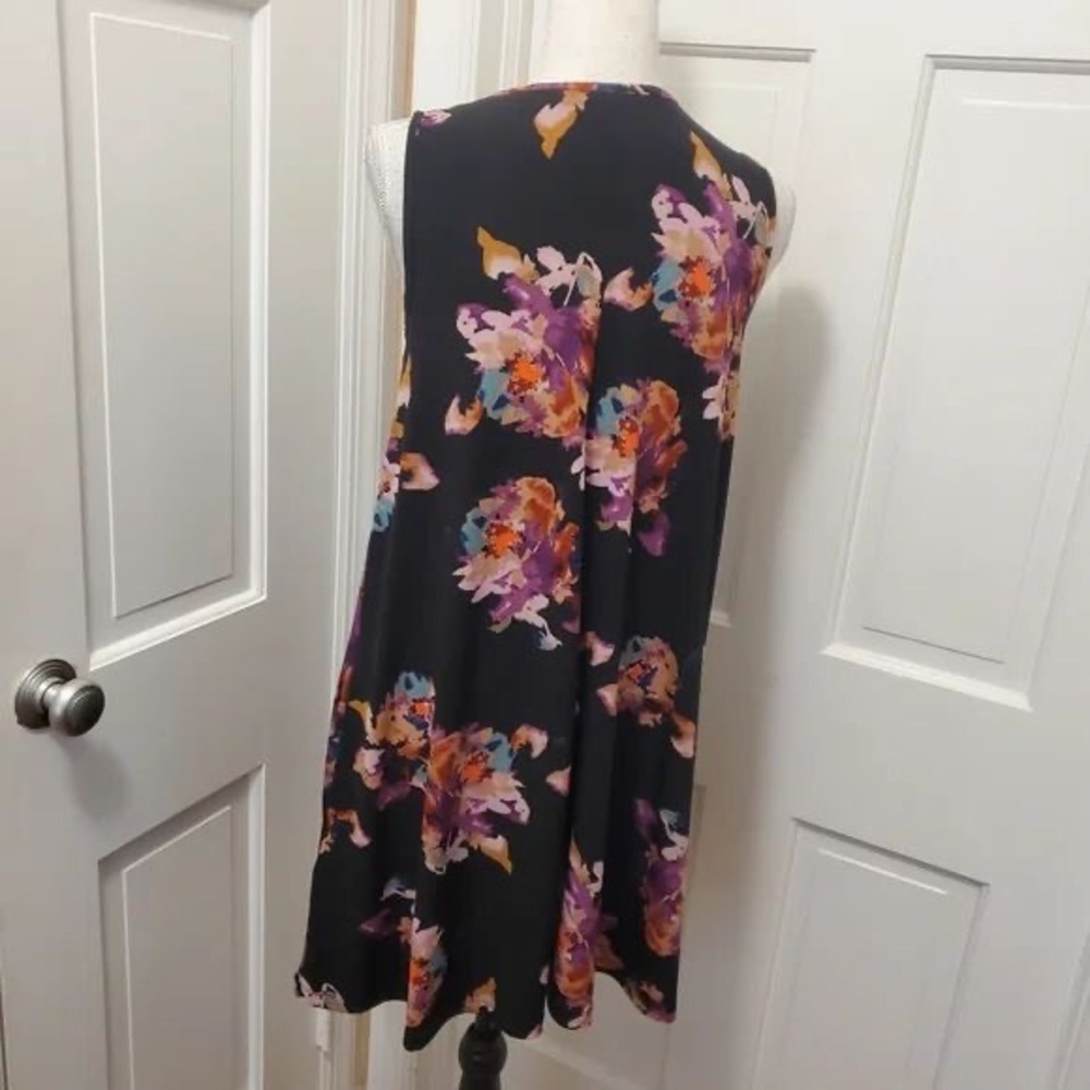 EC Nicole Miller New York Floral Print Sleeveless Knit Dress Size Small(2)